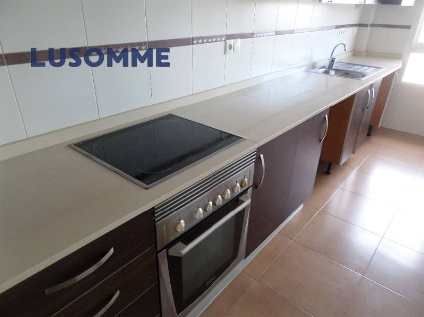 Descripción 477 - Sin comisión inmobiliaria.
Piso en venta en Plaza de la Música, Miramar.

Vivienda en primer piso, en edificio de 2007 con ascensor.
