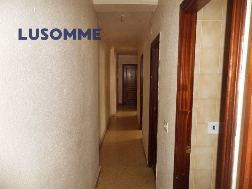 Descripción 478 - Piso en venta en Carrer Astúries, en Las Islas, la mejor zona de Puerto de Sagunto.

A 6 minutos a pie (500m) de la playa, con vistas al