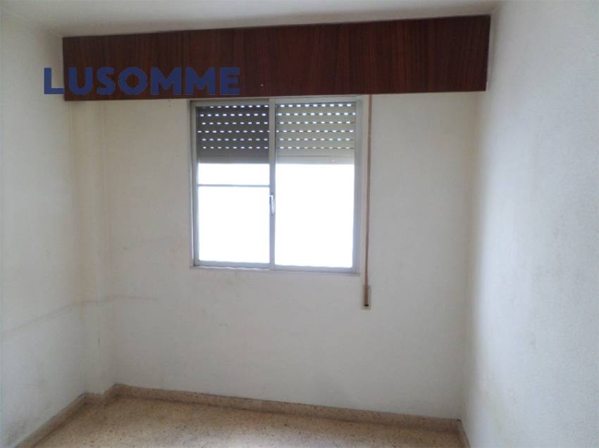Descripción 478 - Piso en venta en Carrer Astúries, en Las Islas, la mejor zona de Puerto de Sagunto.

A 6 minutos a pie (500m) de la playa, con vistas al