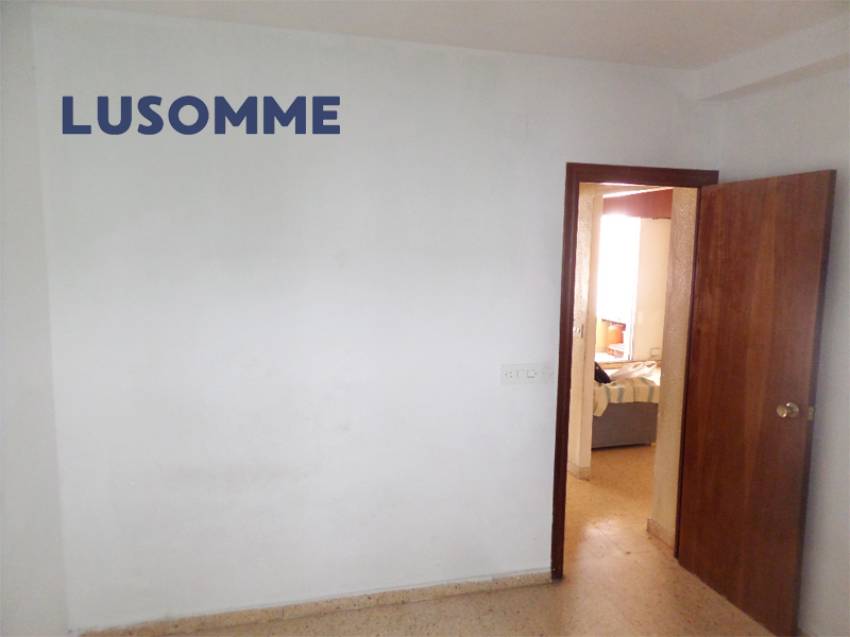 Descripción 478 - Piso en venta en Carrer Astúries, en Las Islas, la mejor zona de Puerto de Sagunto.

A 6 minutos a pie (500m) de la playa, con vistas al